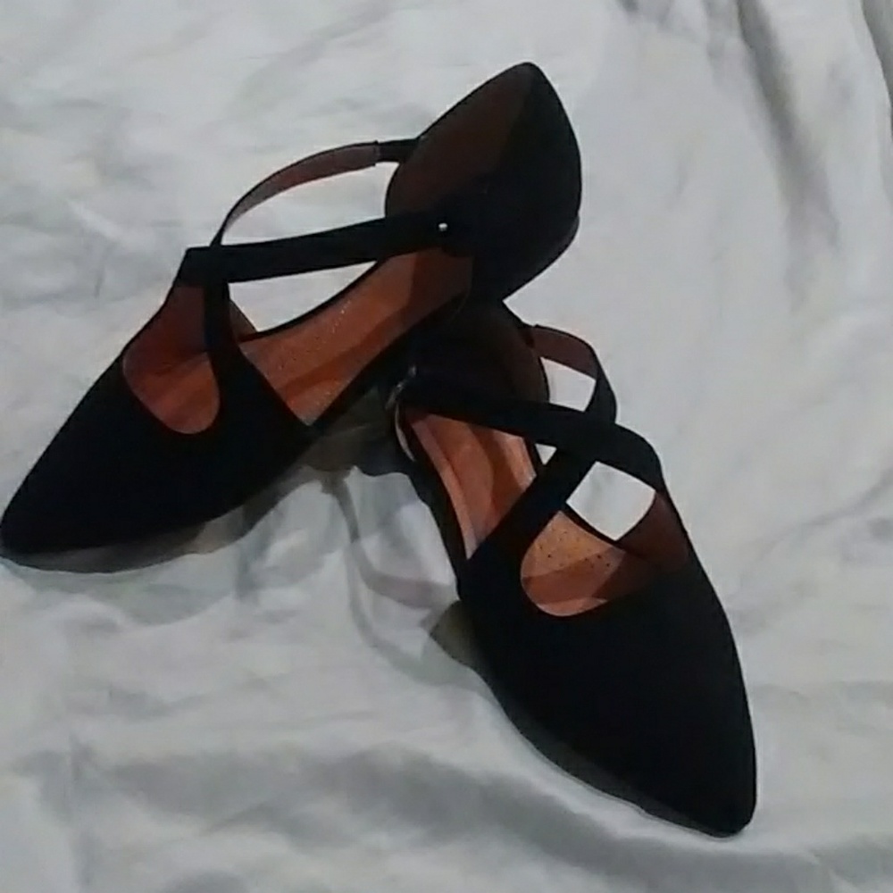 Womens shoes